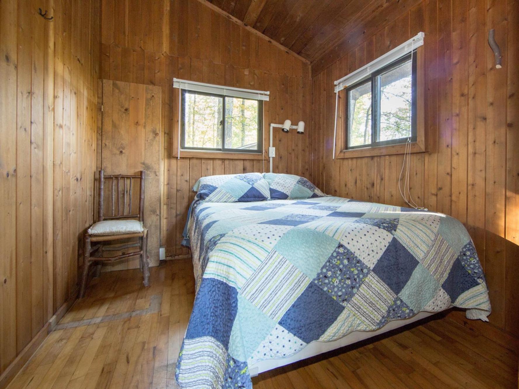 Montfair Resort Farm Crozet Room photo